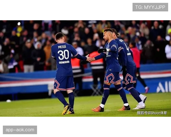 官方:本周末巴黎对阵克莱蒙的比赛因安全原因将空场进行